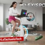 IMAGEN - LaTachuelaTech - flexispot v9 - Un oficinista joven estilo tech moderno con gafas en bicicleta pro - 07